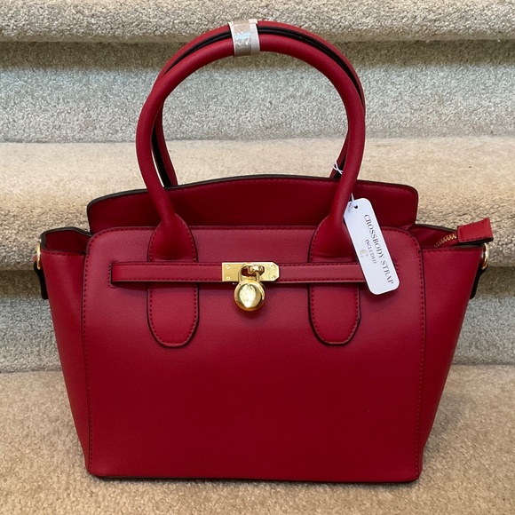 beautiful red handbag with gold locket, casa zeta-jones, new condition - Picture 7 of 7